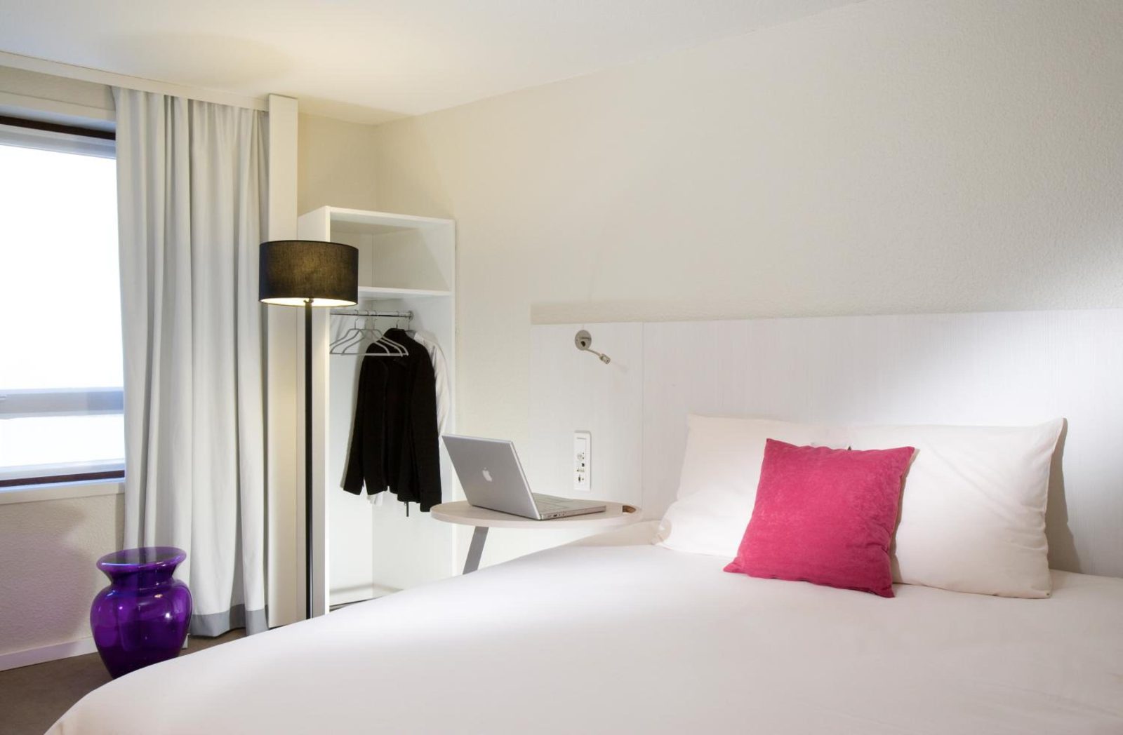ibis Styles Lille Centre Gare Beffroi — photo 6